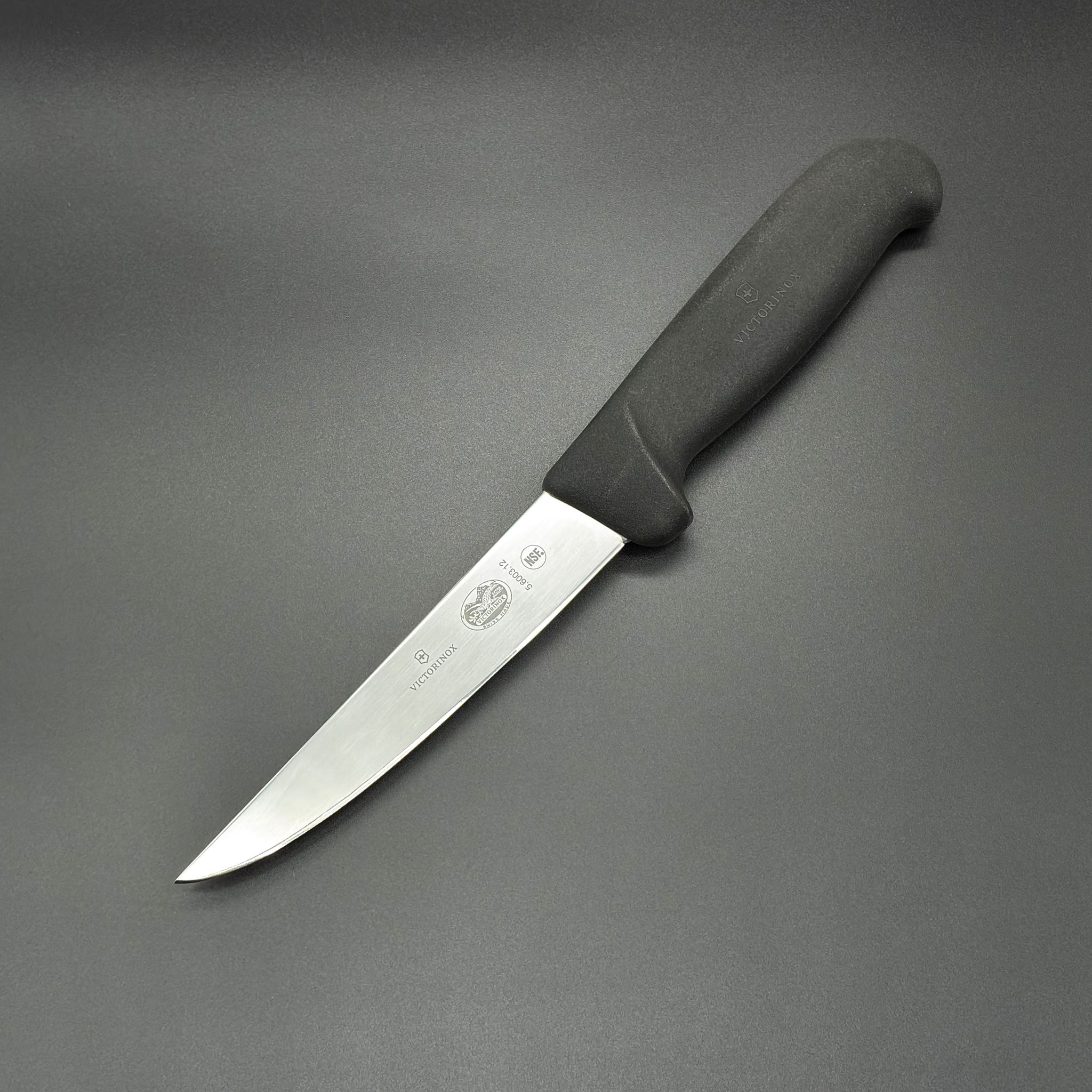 VİCTORİNOX SIYIRMA BIÇAĞI 12 CM 5.6003.12